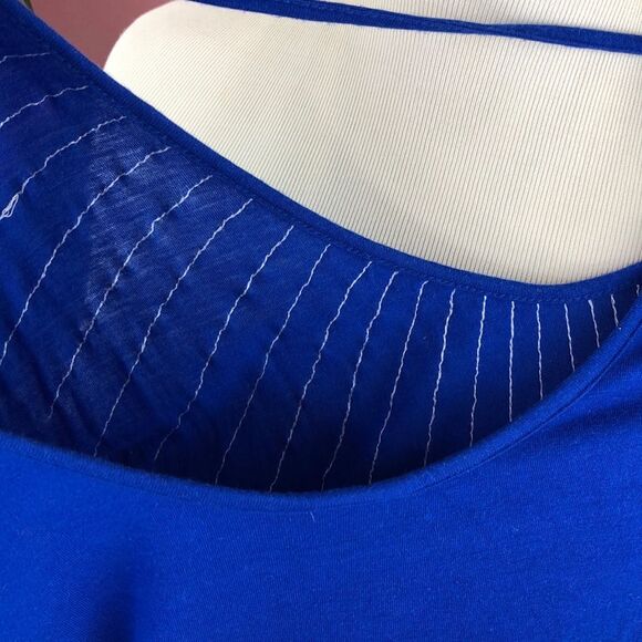 Daytrip Buckle Cobalt Blue Sequined Scoop Neck Top - Picture 12 of 14